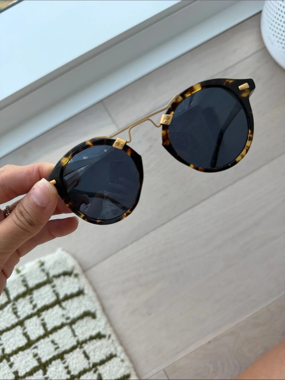 KREWE Tortoiseshell Round Sunglasses with Gold Bridge and Dark Lenses